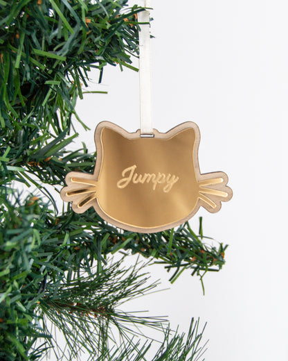 Suspension de Noël Chat