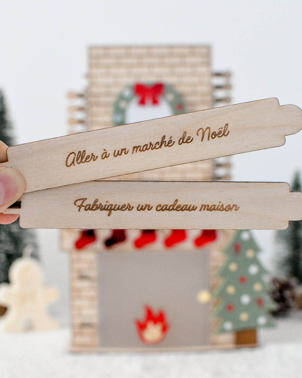 Cheminée magique de Noël - Décompte de Noël, activités et surprises