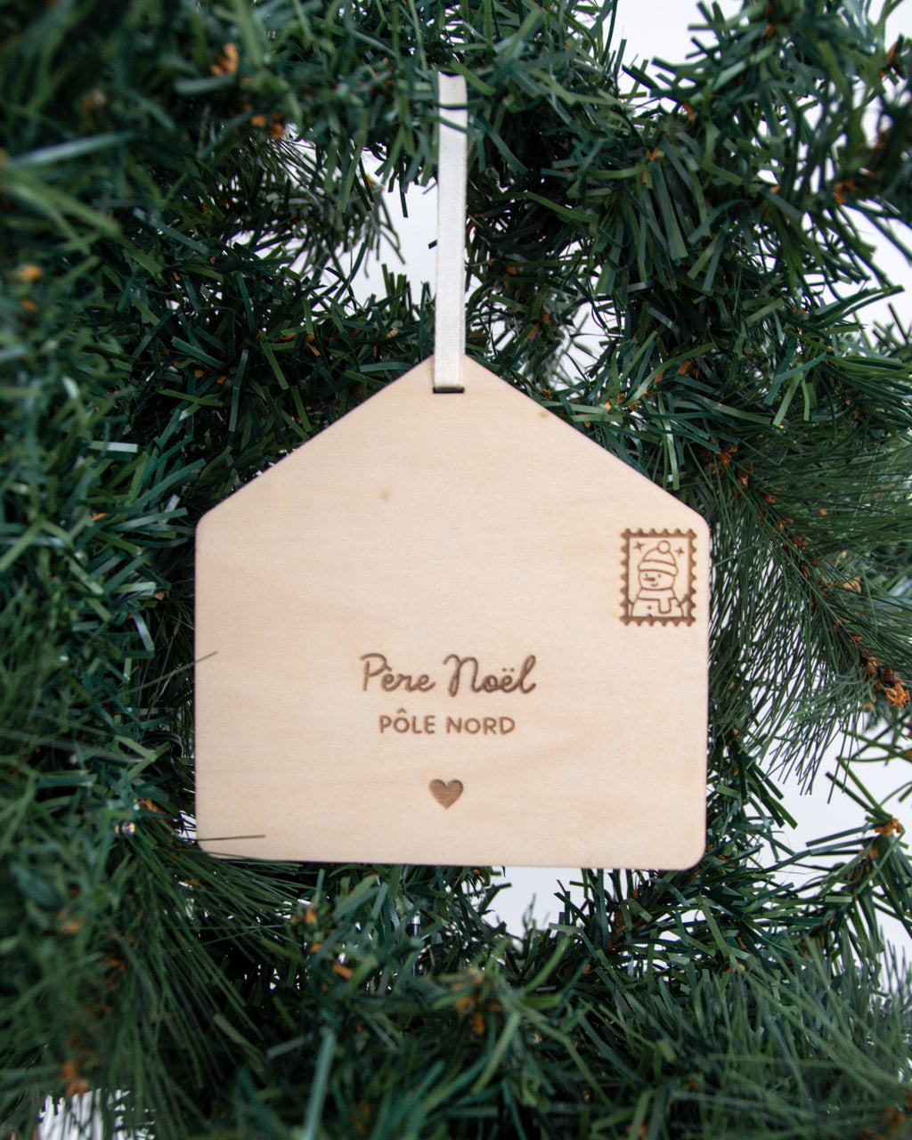 Suspension Lettre au Père Noël