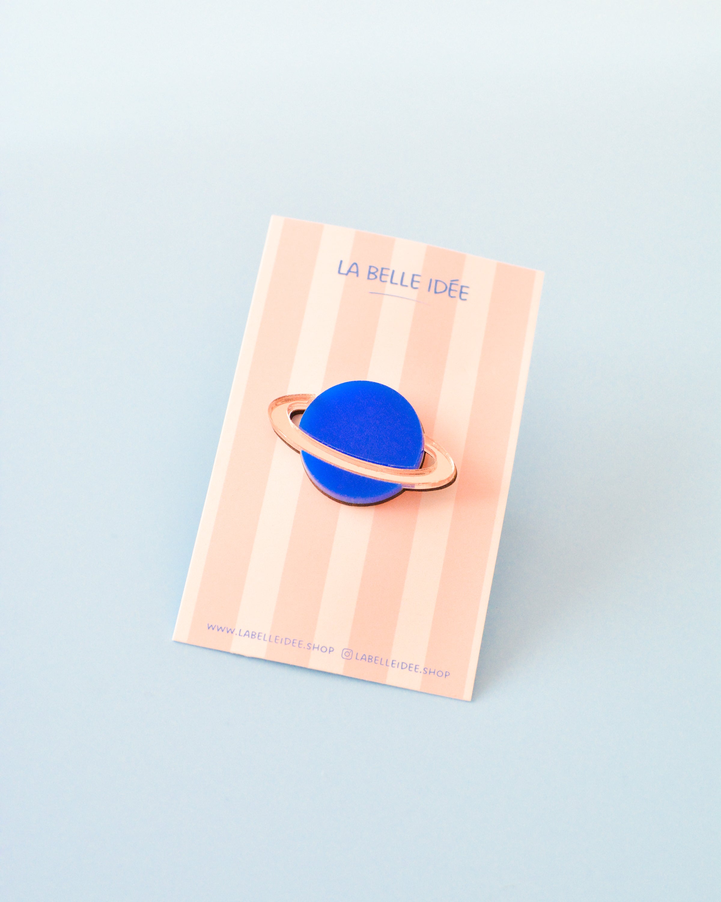 Pin's Planète bleue