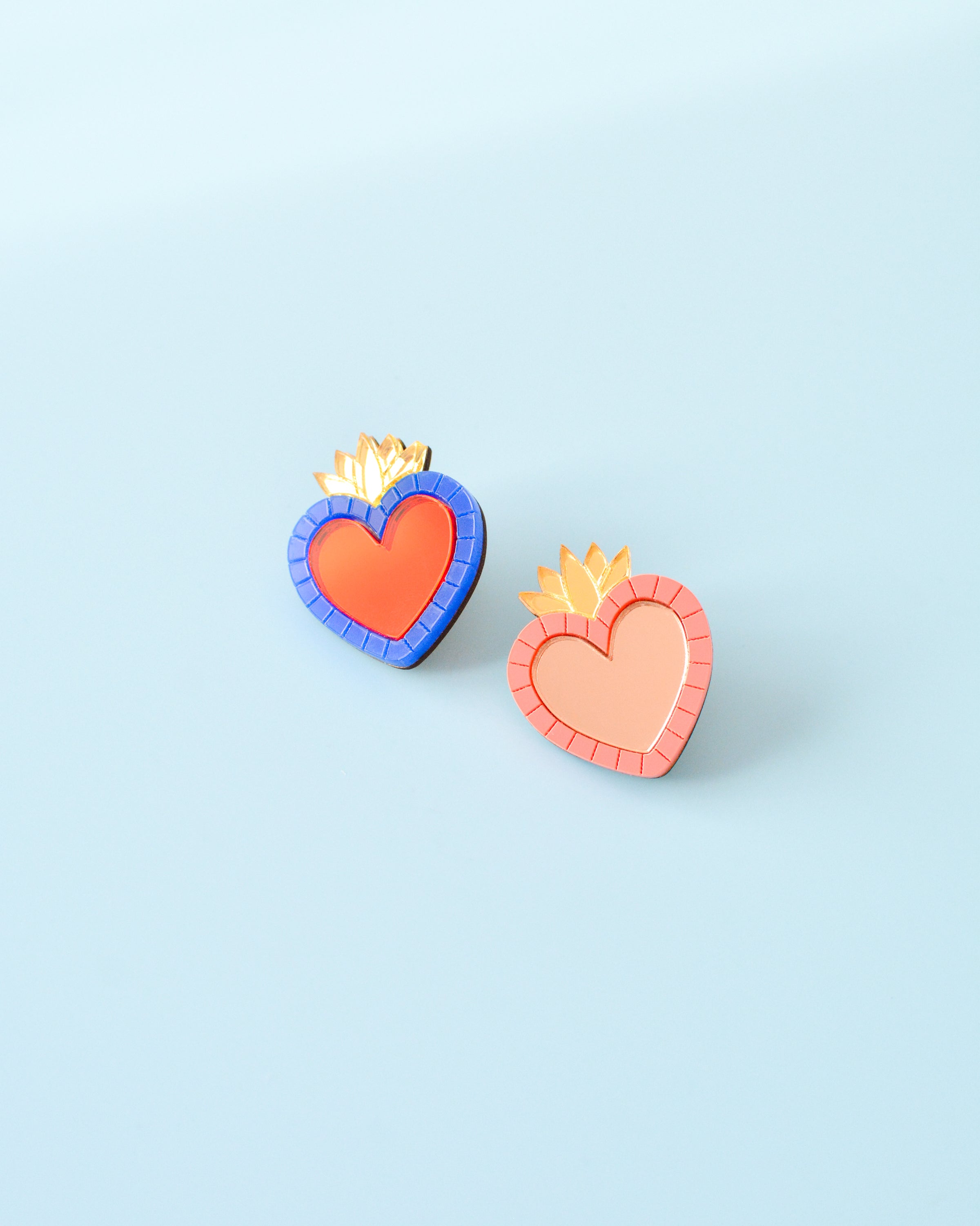 Pin's Coeur ex-voto bleu